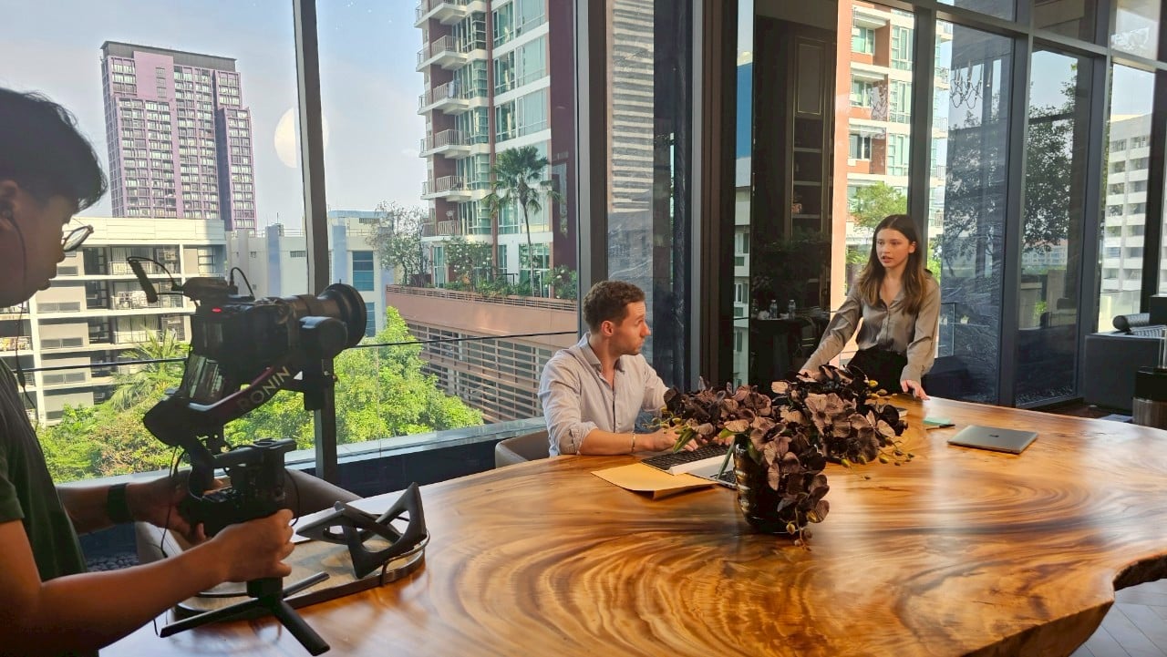 Find your ad star with Bangkok commercial actor representation. Hire talent with MasterClass Studio. Contact us today!

