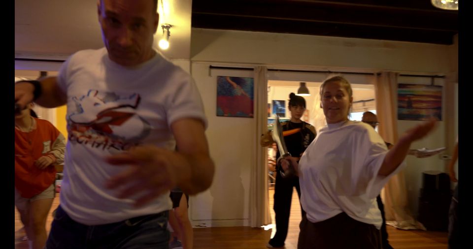 Ron is one of the most experienced stunt men in Thailand and has shown most of the western stunt men active now to find …