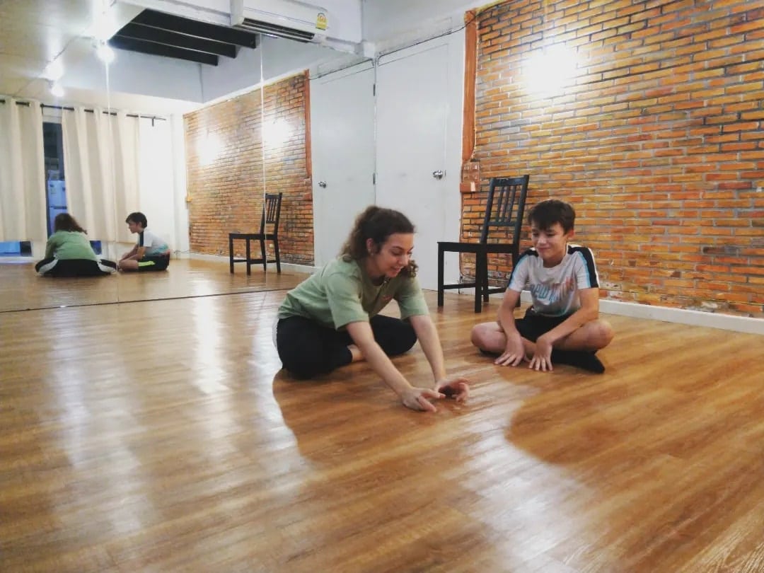 Sometimes magic happens in a smaller setting. Yesterday we had a make up class with 2 students from the adult class an…