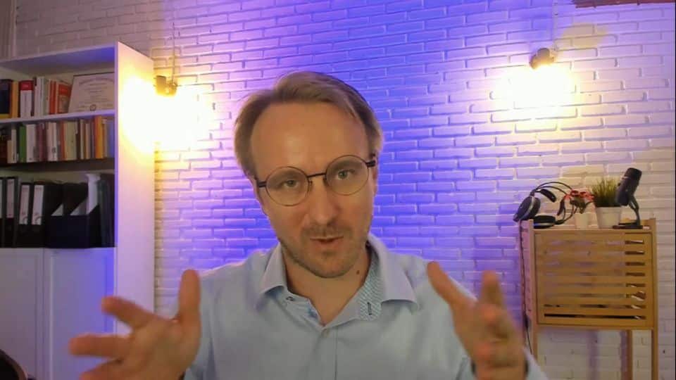 Becoming an actor takes patience and dedication.

If you think you can take one acting class and learn all there is to k…