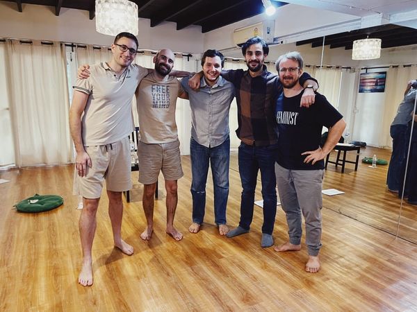 How to have fun in an acting class?
 I really love the connections you can make in an acting class. Joe from Israel, Vi…